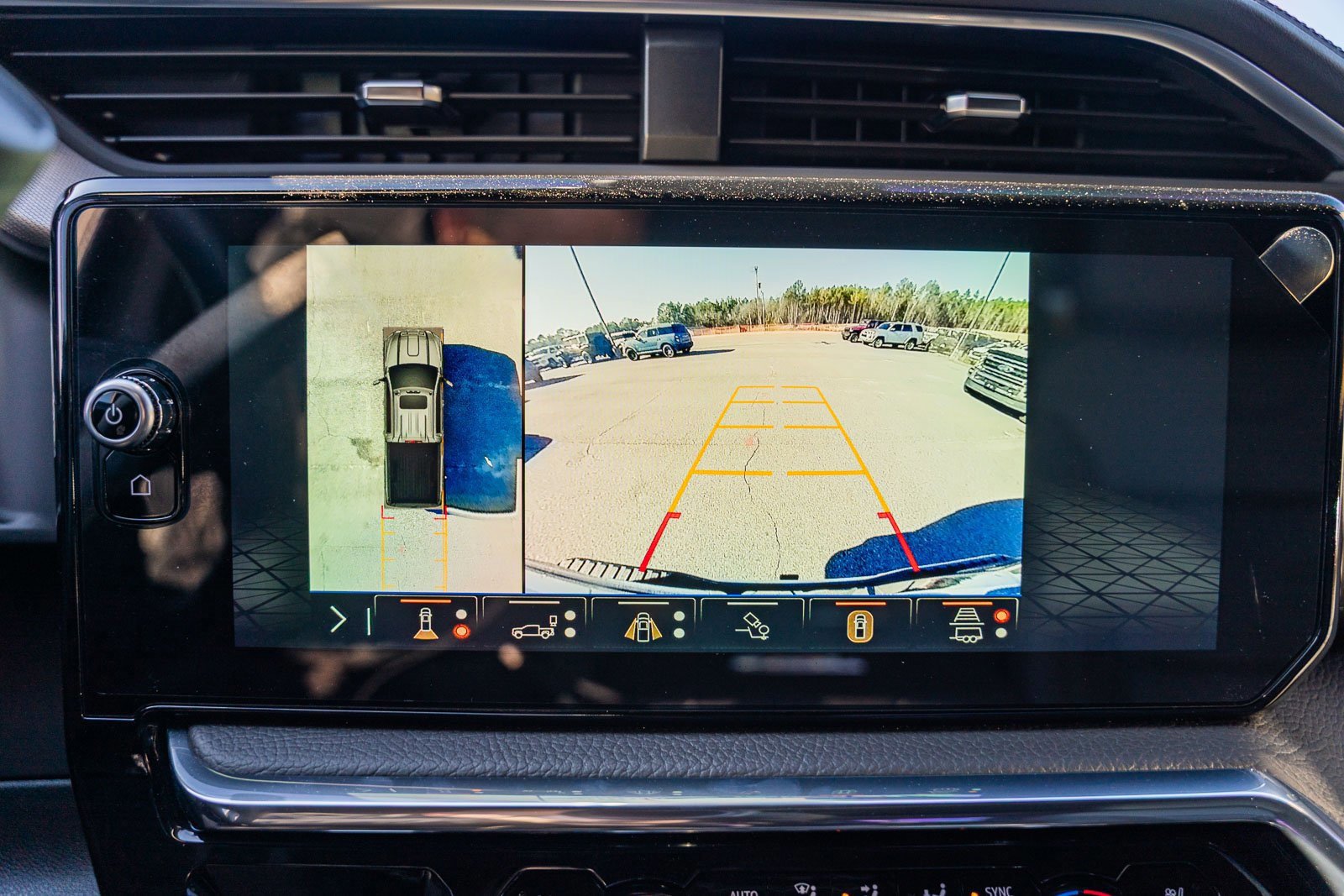 Used 2024 GMC Sierra 2500 Denali w/ Denali Reserve Package image 45