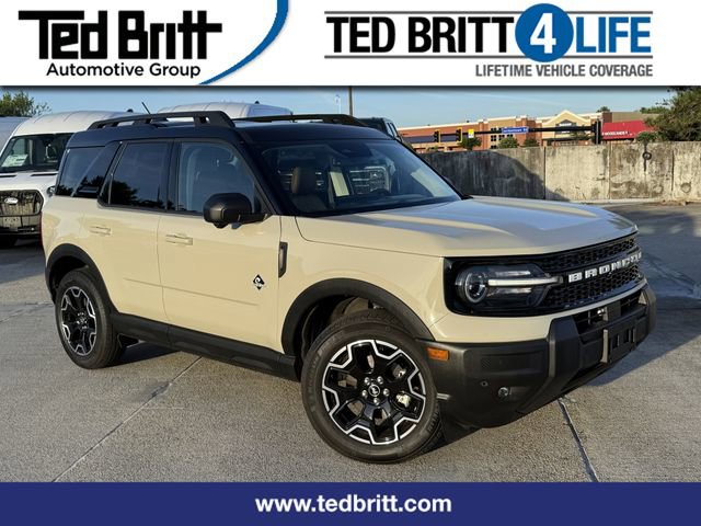 Certified 2025 Ford Bronco Sport Outer Banks w/ Outer Banks Tech Package+ AWD/4WD image 1