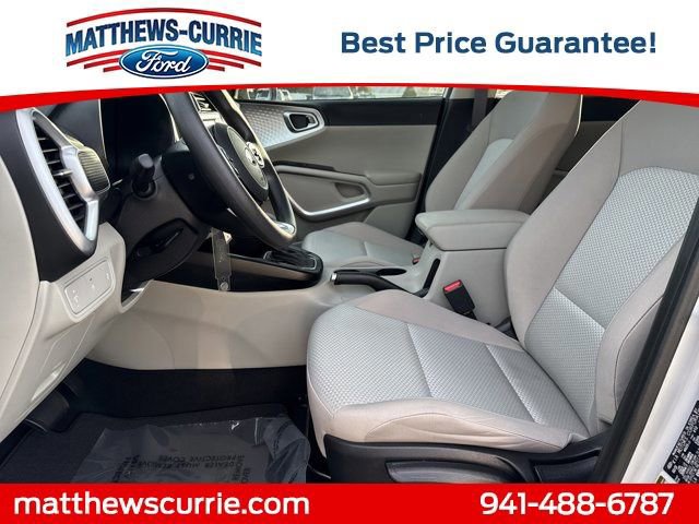 Used 2021 Kia Soul LX image 9