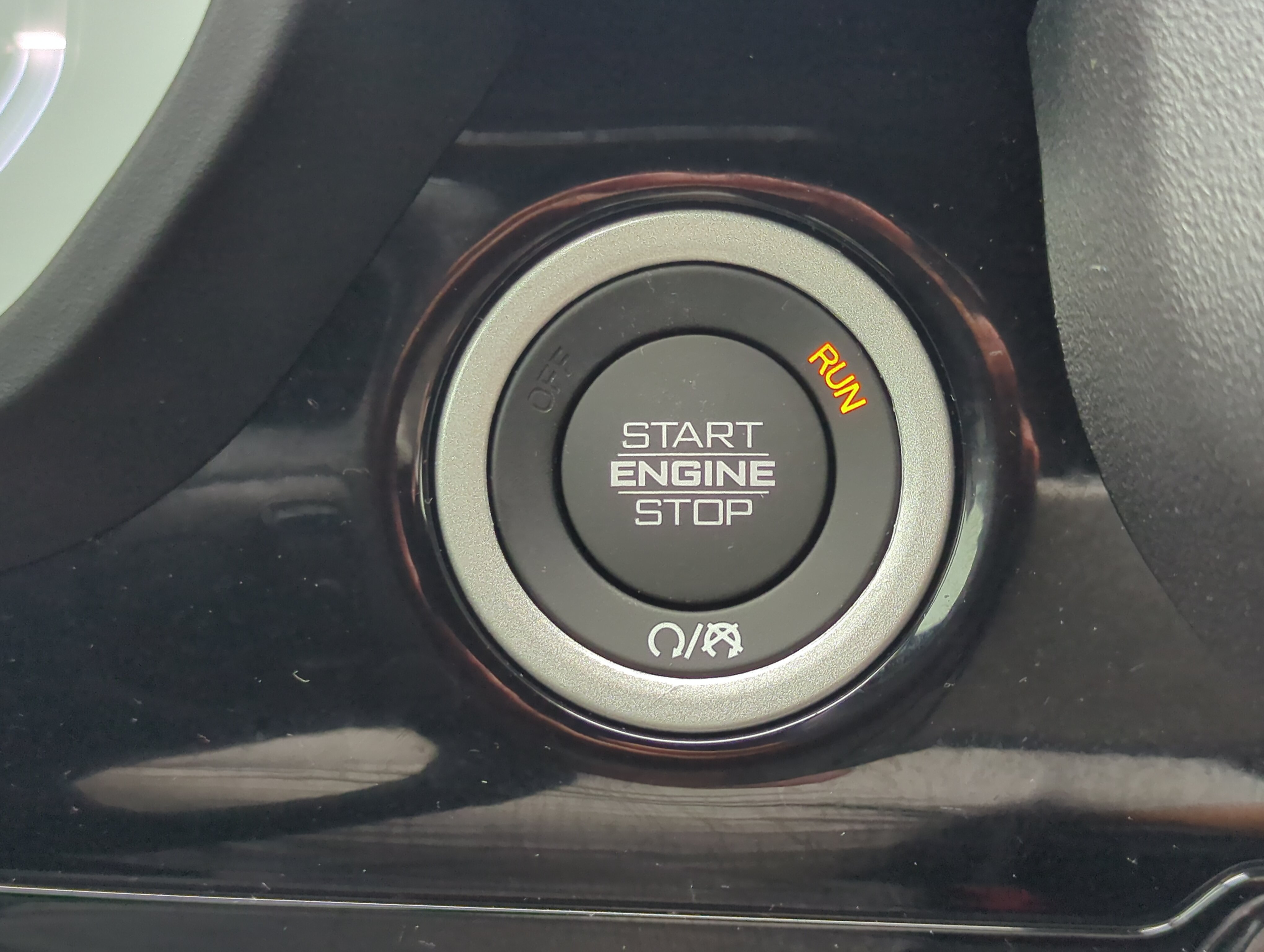Used 2025 RAM 1500 Laramie w/ Night Edition AWD/4WD image 26
