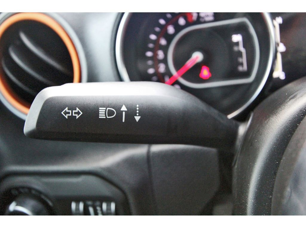 Used 2021 Jeep Gladiator Mojave AWD/4WD image 16