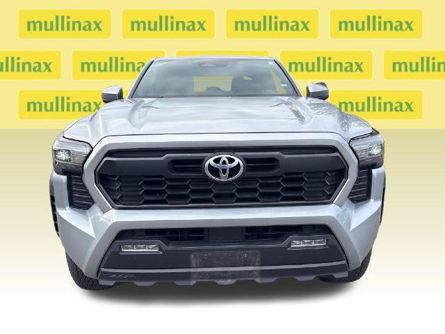 Used 2024 Toyota Tacoma TRD Off-Road AWD/4WD image 16