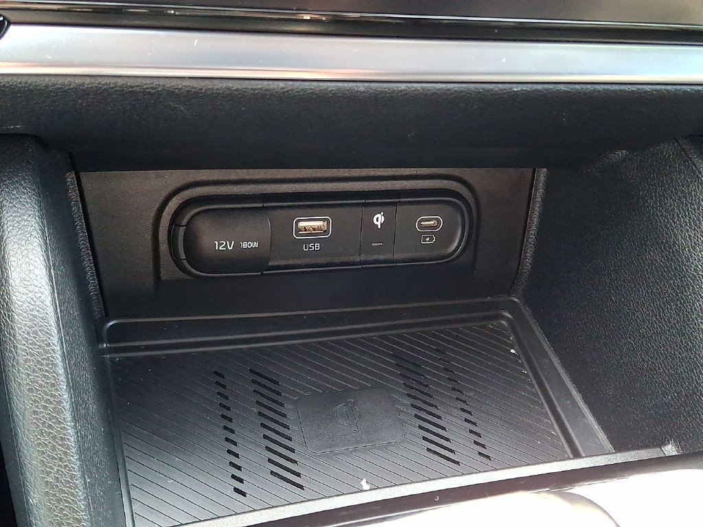 Used 2023 Kia Sportage EX FWD image 24