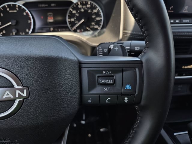 Used 2025 Nissan Rogue SV FWD image 21