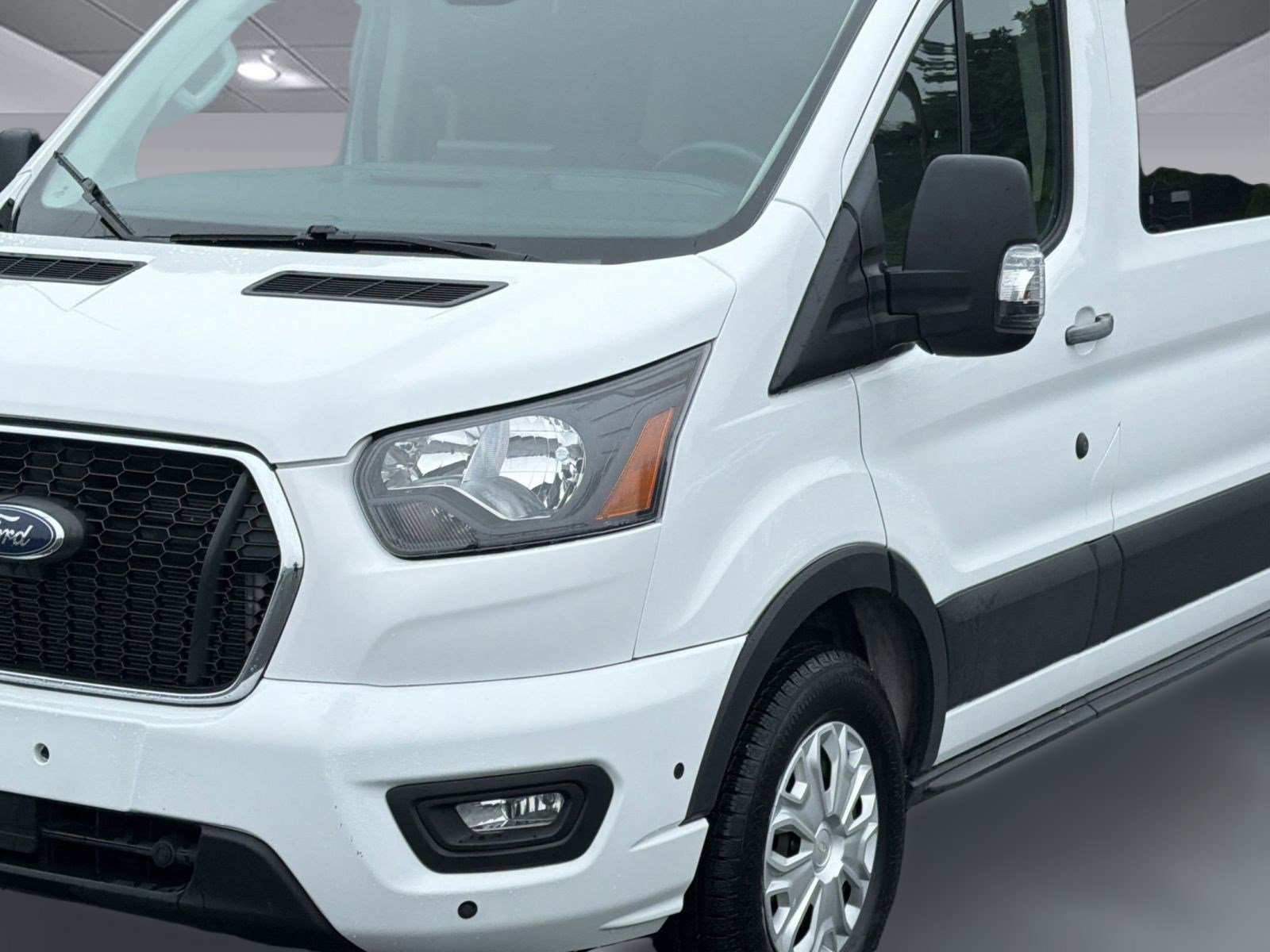 Certified 2024 Ford Transit 350 XLT RWD image 16