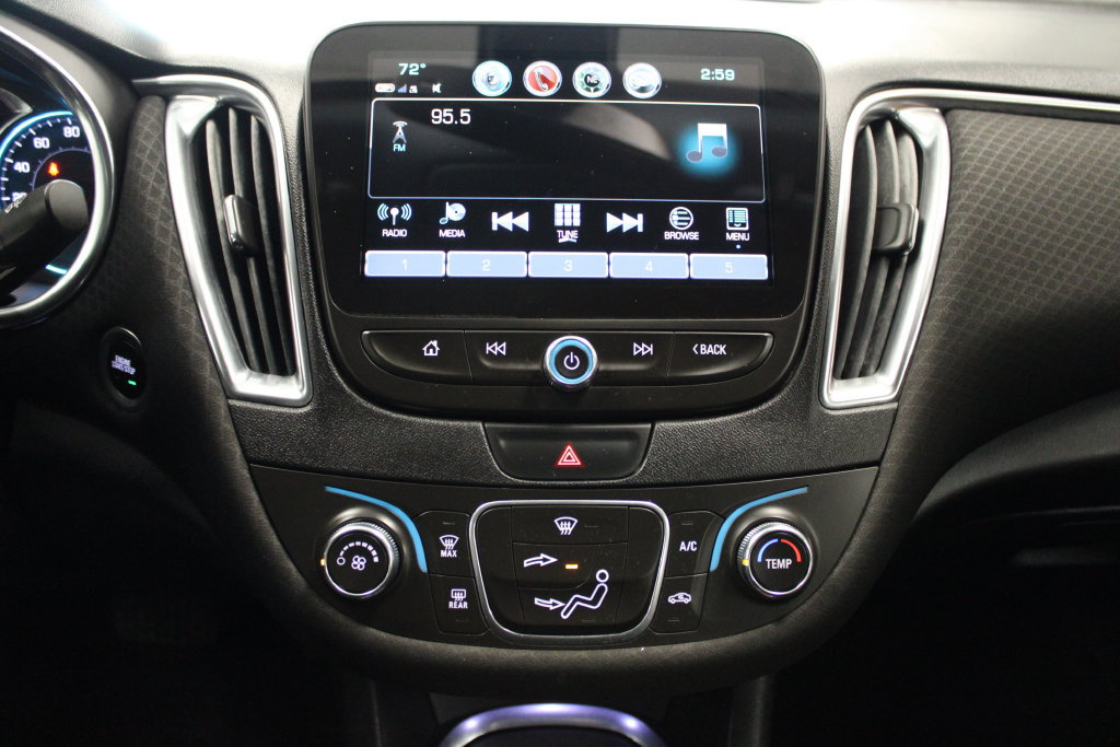 Used 2018 Chevrolet Malibu LT FWD image 26
