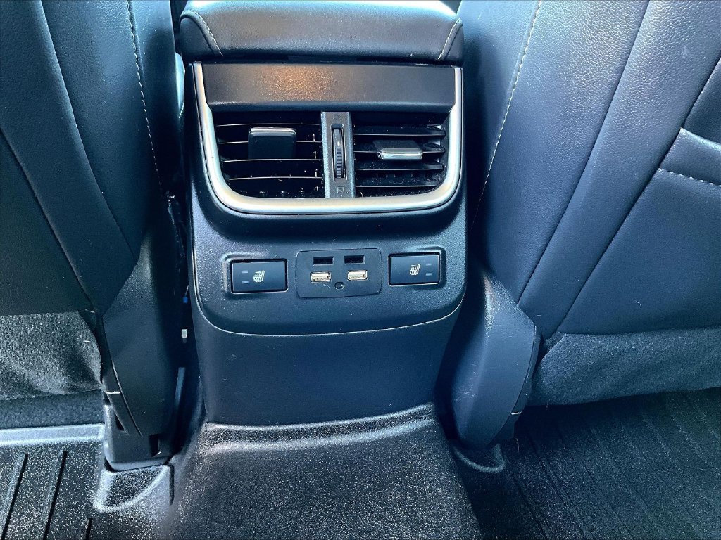 Used 2021 Subaru Outback Limited AWD/4WD image 11