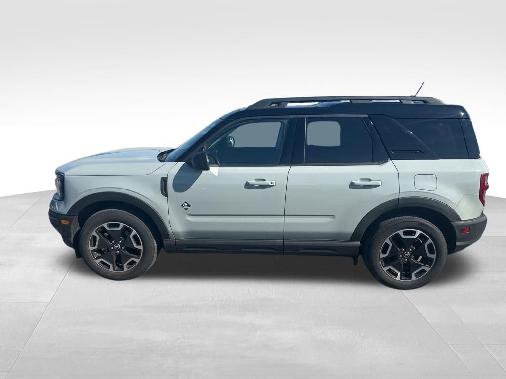 Certified 2023 Ford Bronco Sport Outer Banks w/ Tech Package AWD/4WD image 4