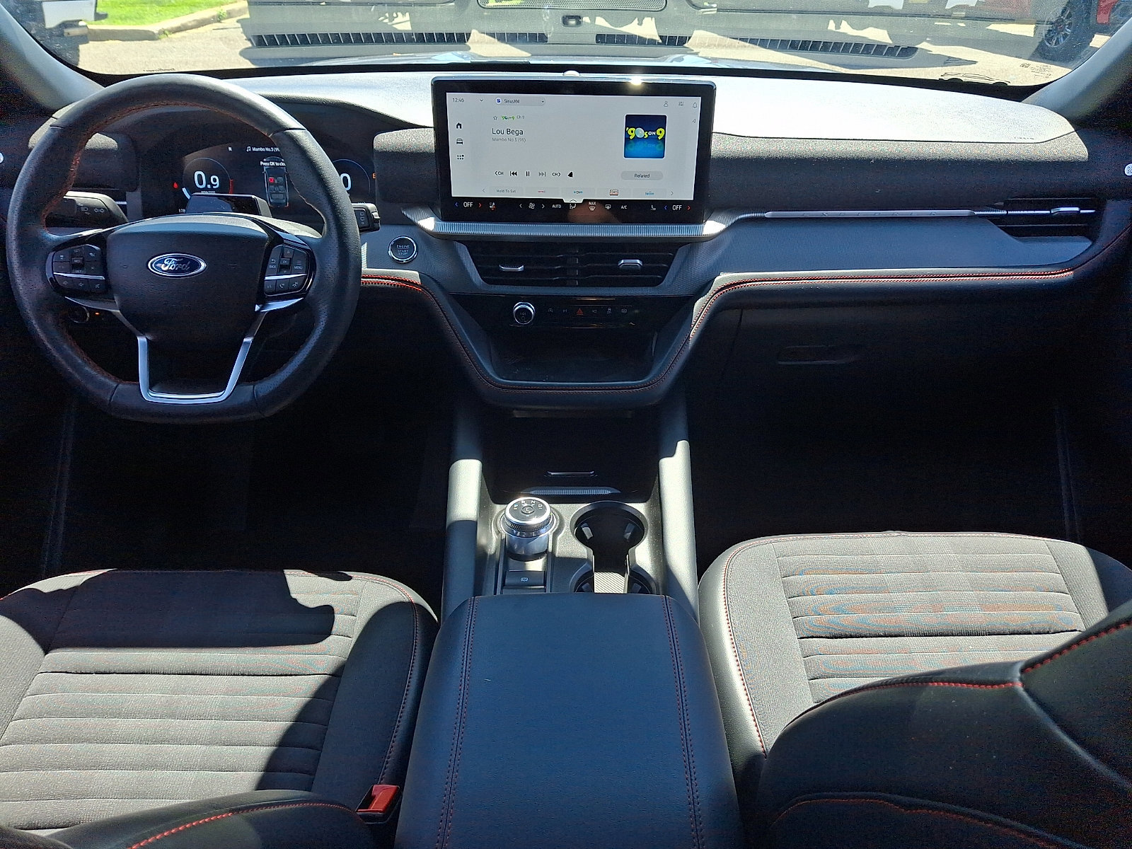 Certified 2025 Ford Explorer ST-Line AWD/4WD image 14