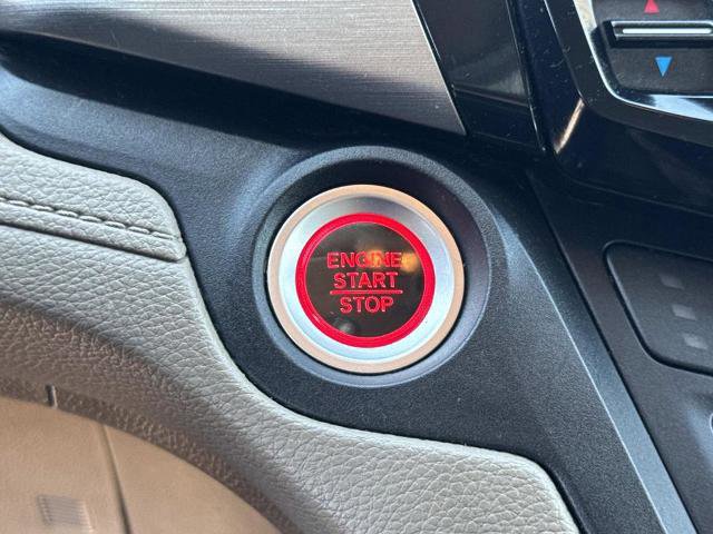 Used 2018 Honda Odyssey Touring image 17