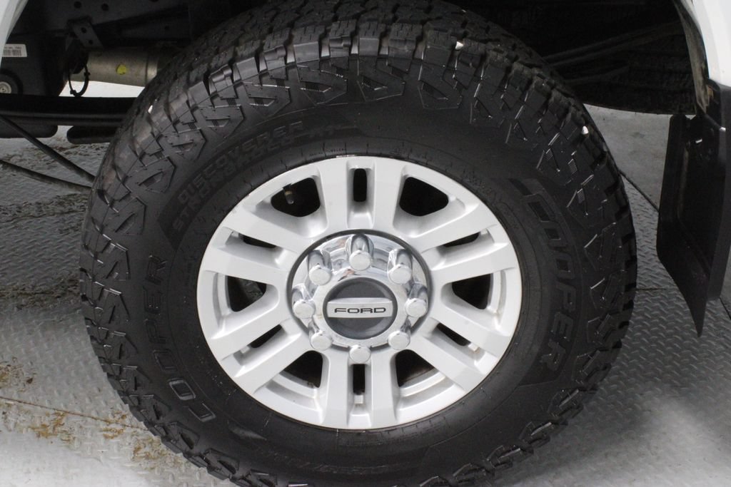 Certified 2018 Ford F250 XLT AWD/4WD image 18