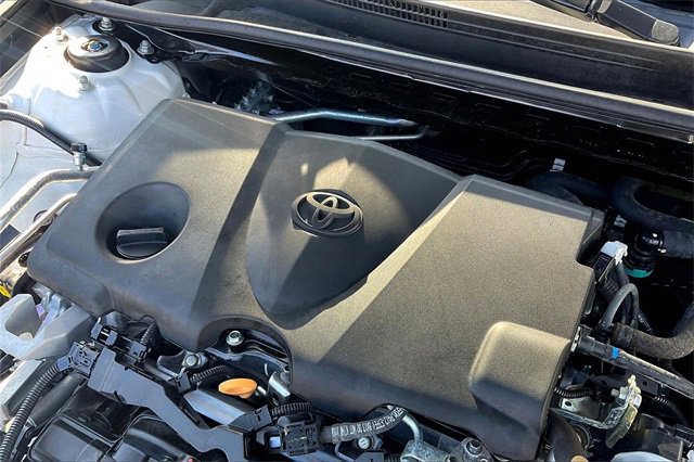 Used 2019 Toyota Camry LE image 34