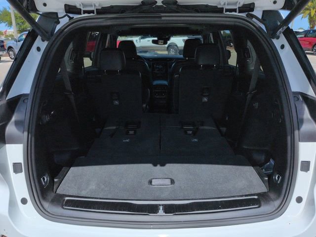 Used 2023 Jeep Grand Cherokee L Laredo AWD/4WD image 13