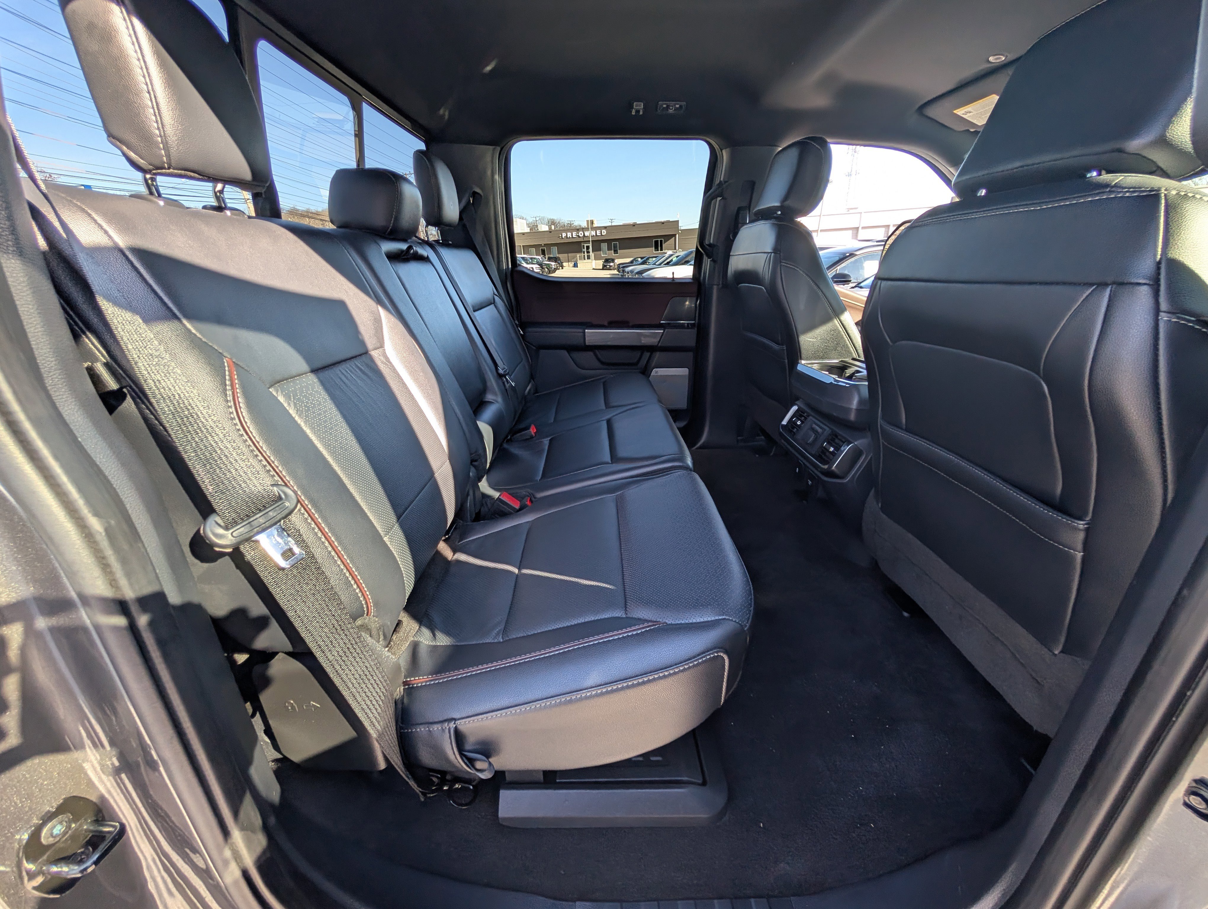 Certified 2022 Ford F150 Lariat w/ Equipment Group 502A High image 13