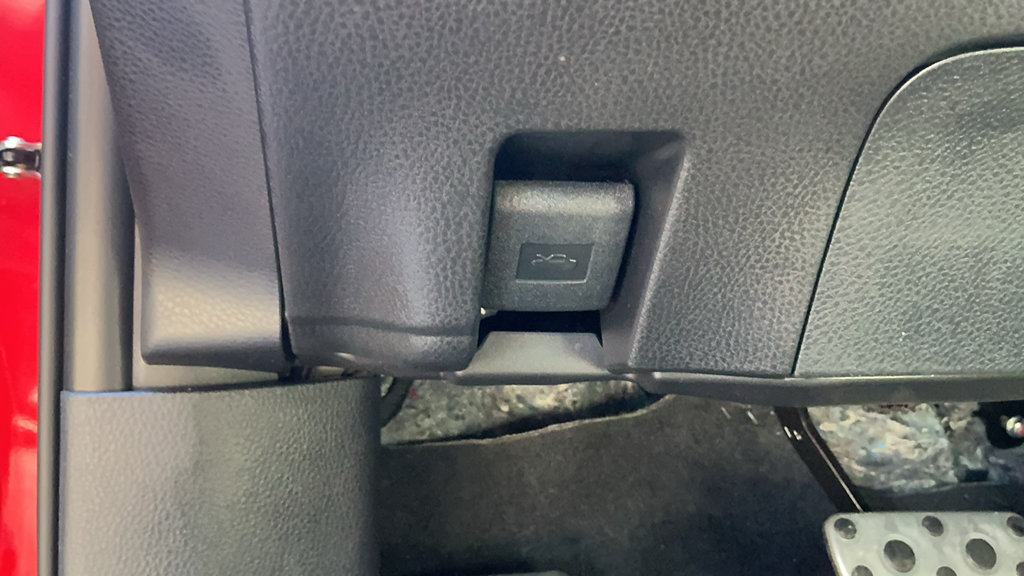 Used 2026 Toyota Camry SE w/ Multimedia Upgrade Package FWD image 23