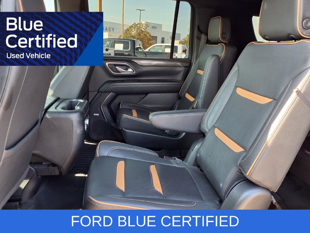 Used 2023 GMC Yukon XL AT4 w/ AT4 Premium Plus Package AWD/4WD image 25