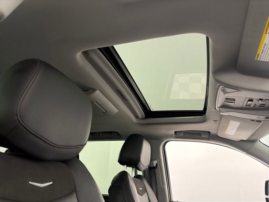 Used 2019 Cadillac Escalade Luxury AWD/4WD image 34
