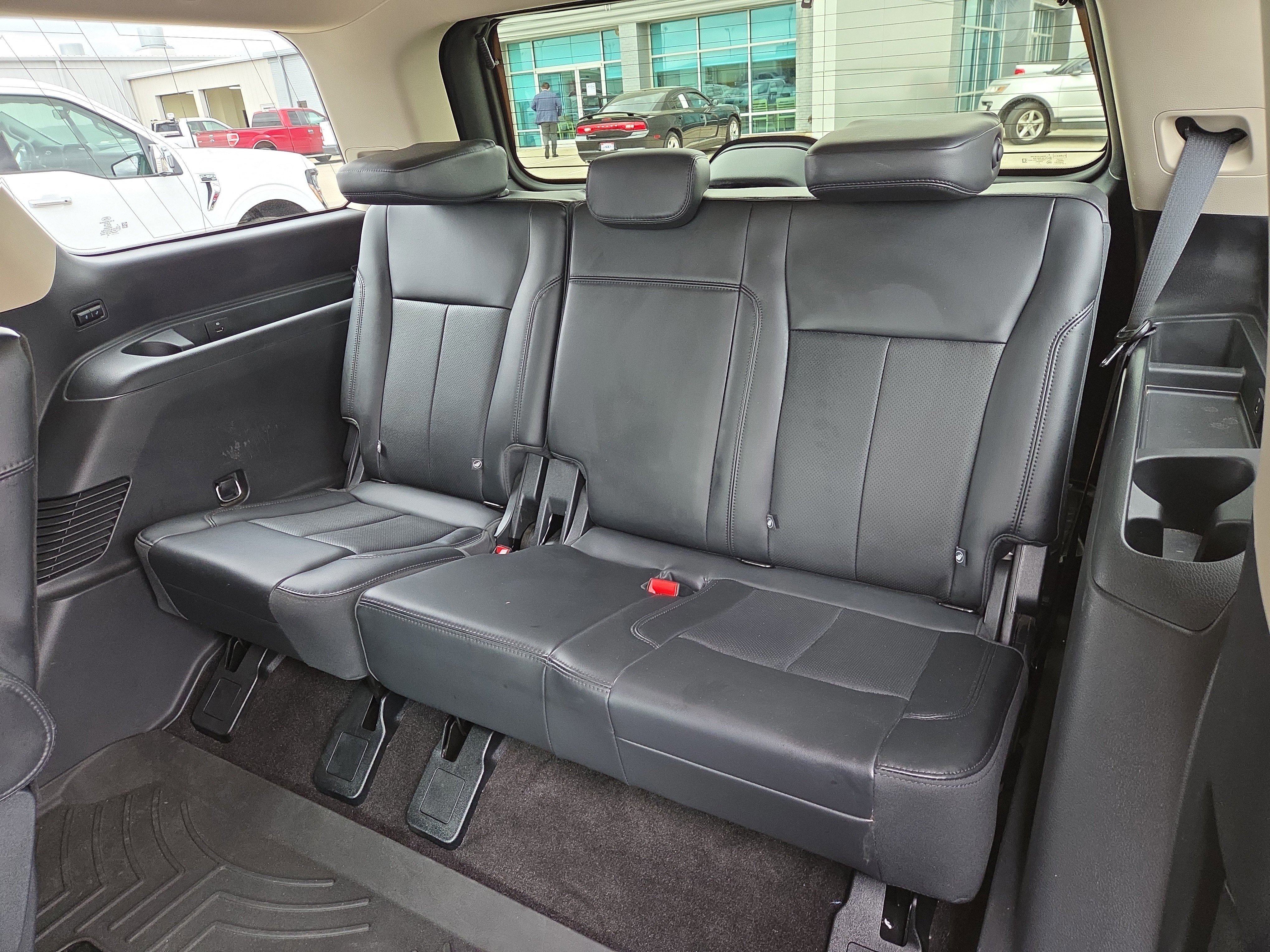 Certified 2023 Ford Expedition XLT image 12