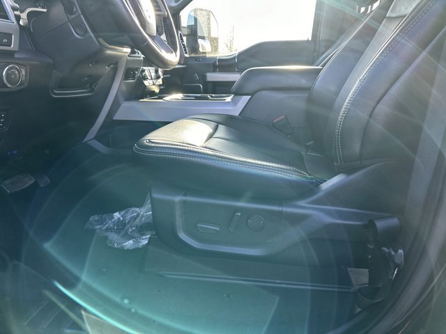 Certified 2021 Ford F250 Lariat w/ Lariat Ultimate Package AWD/4WD image 15