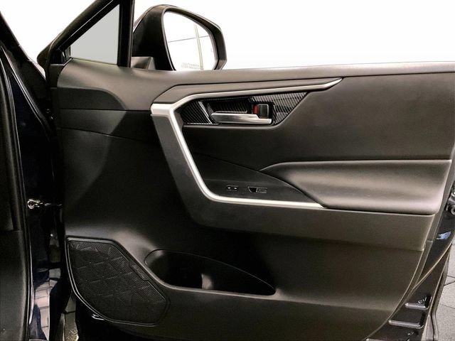 Used 2022 Toyota RAV4 XLE AWD/4WD image 23