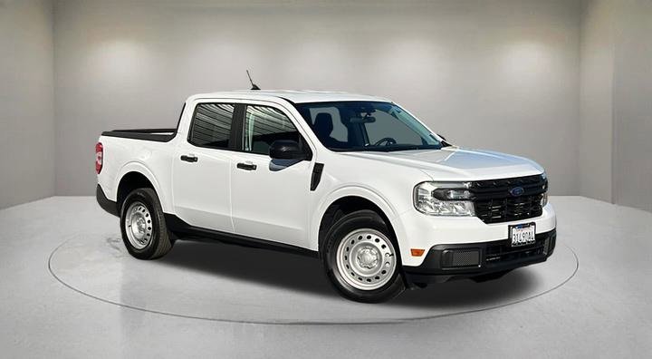 Certified 2024 Ford Maverick XL image 1