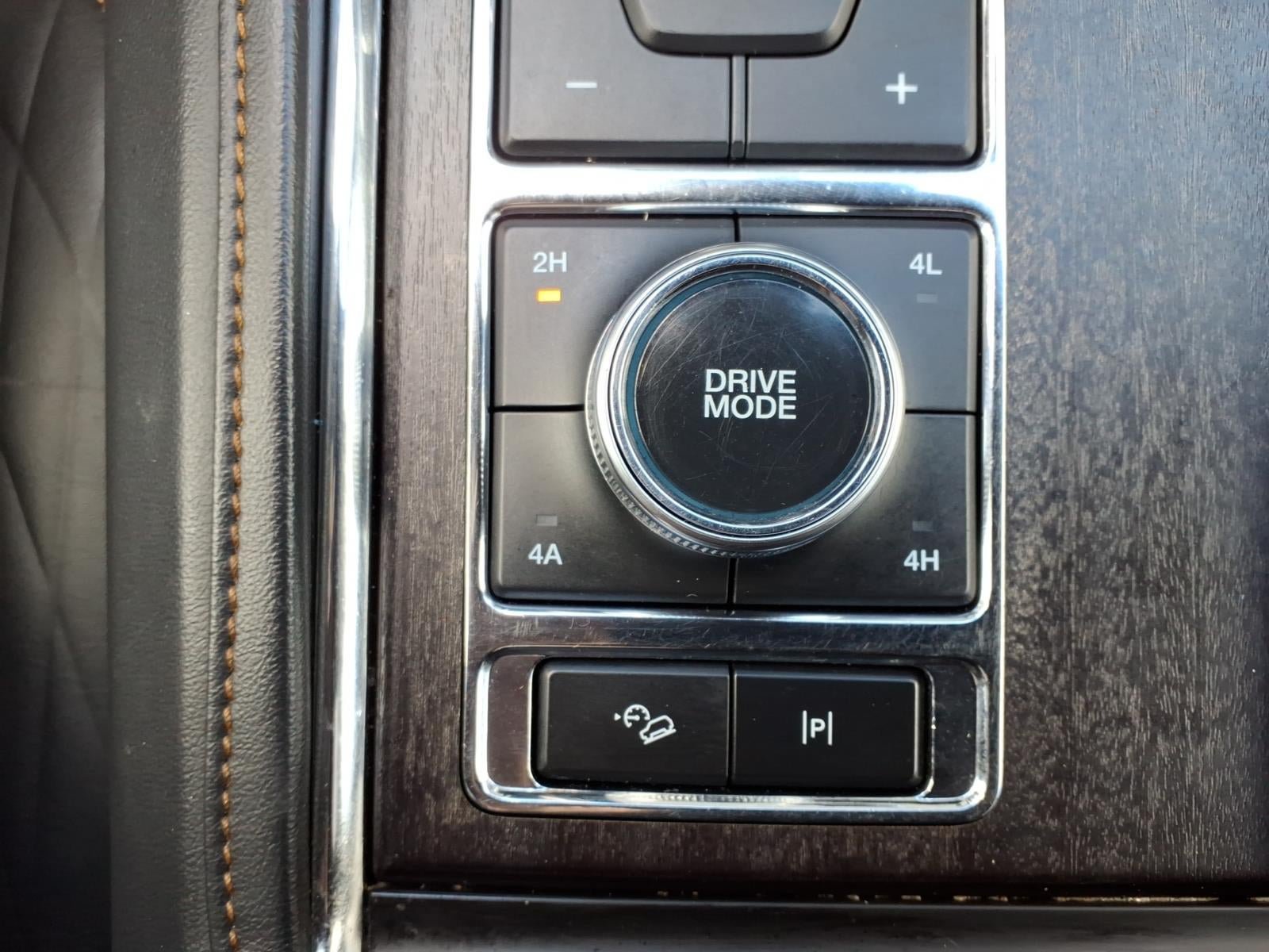 Certified 2024 Ford Expedition Platinum AWD/4WD image 27