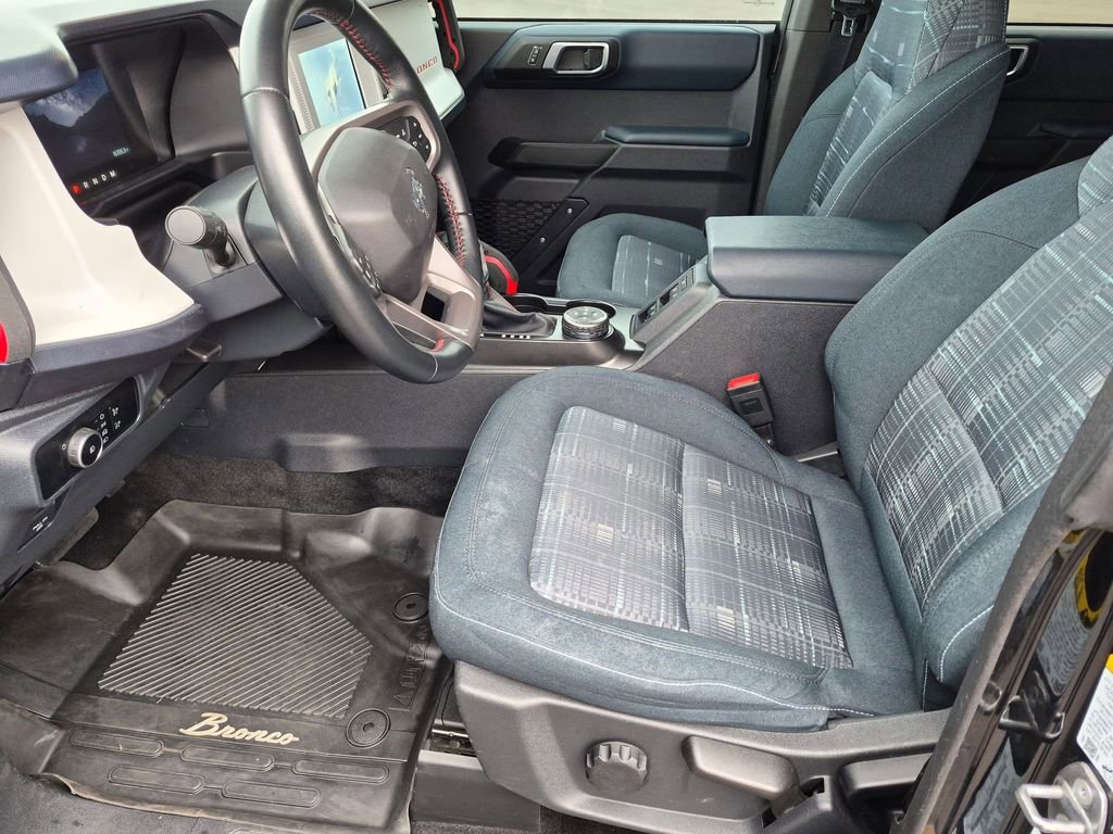 Certified 2023 Ford Bronco Heritage Edition AWD/4WD image 11
