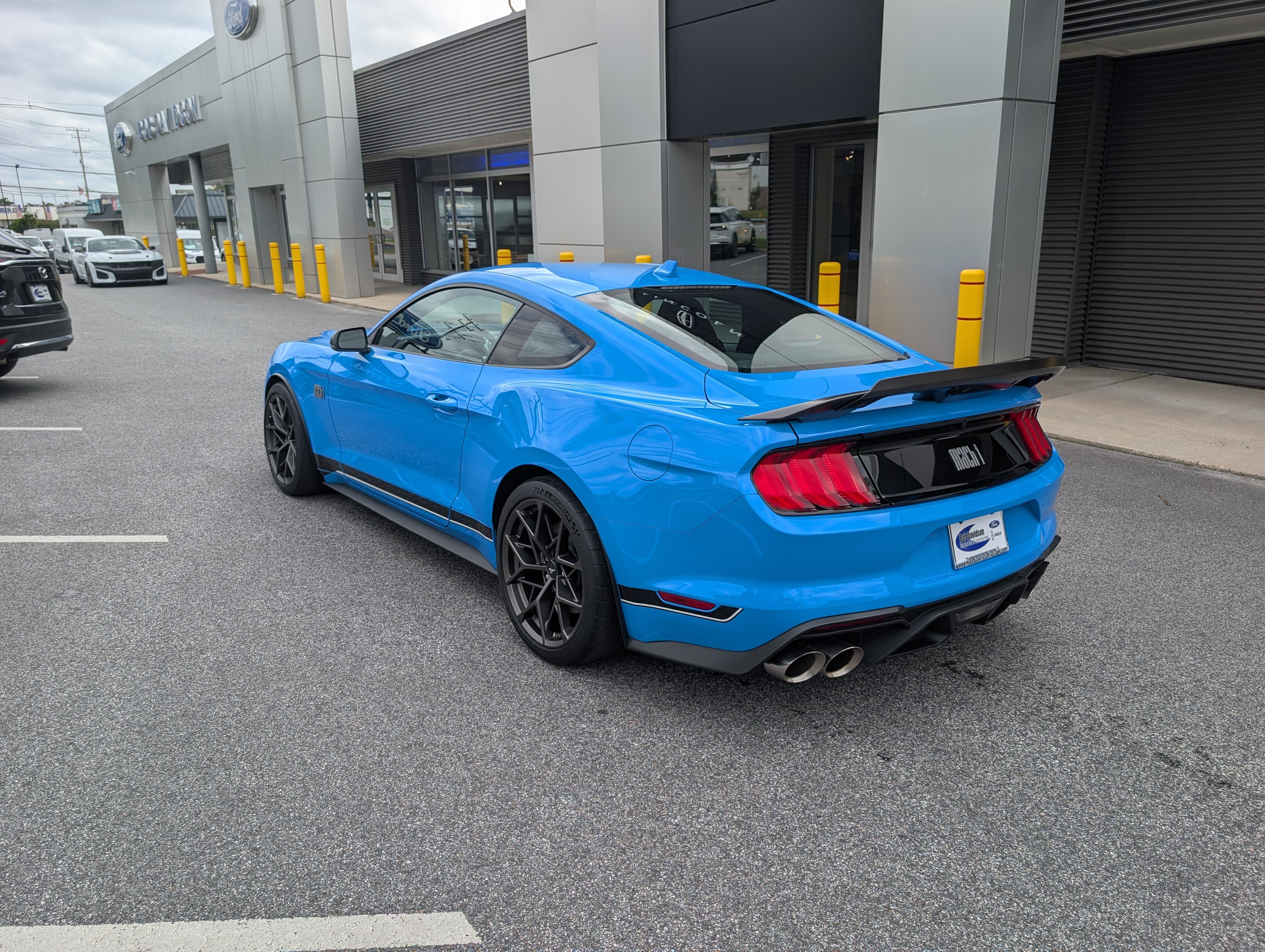 Certified 2022 Ford Mustang Mach 1 w/ Mach 1 Handling Package RWD image 5