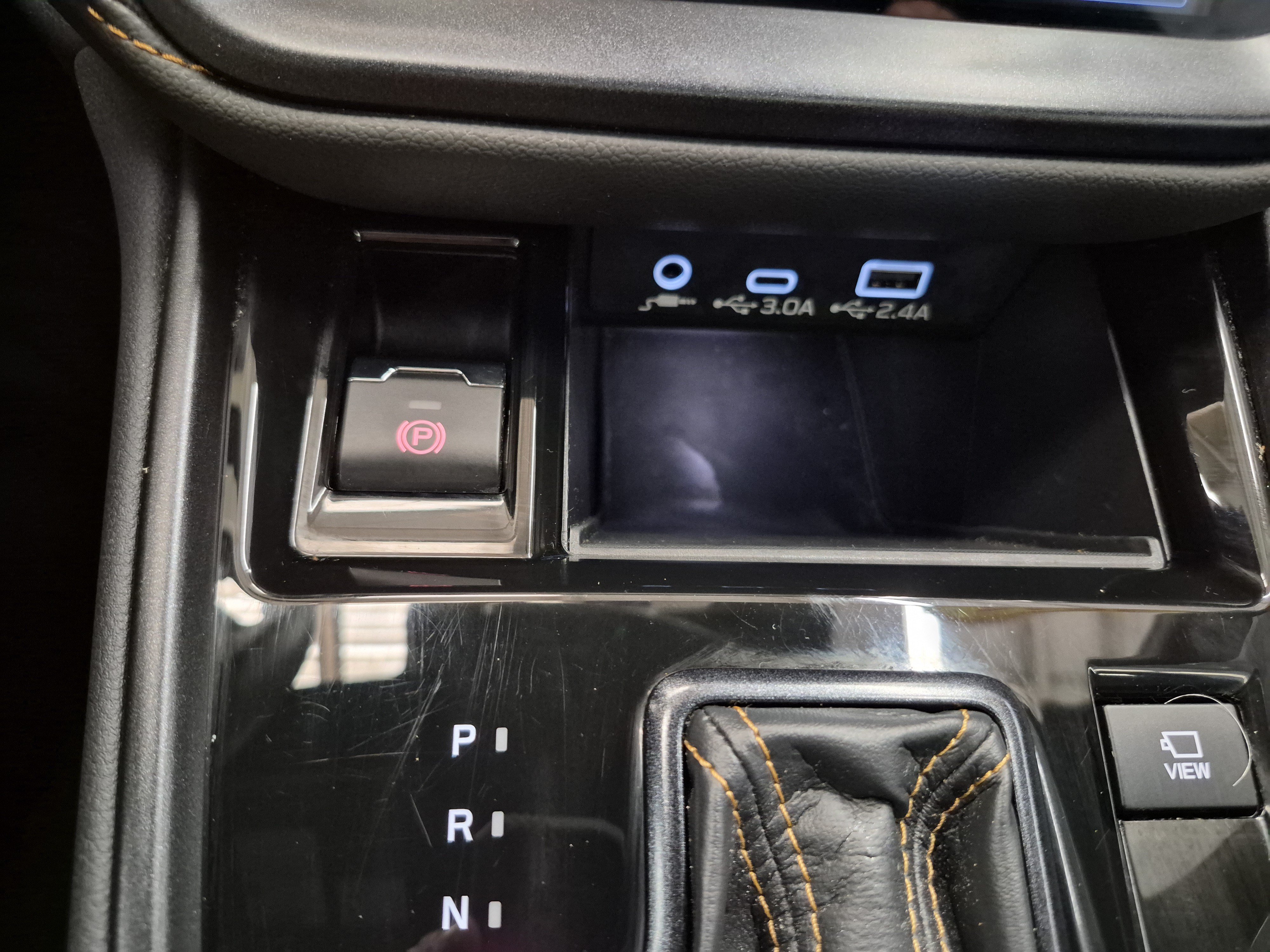 Used 2025 Subaru Outback Wilderness AWD/4WD image 32