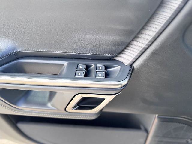 Used 2023 Rivian R1S Adventure image 21