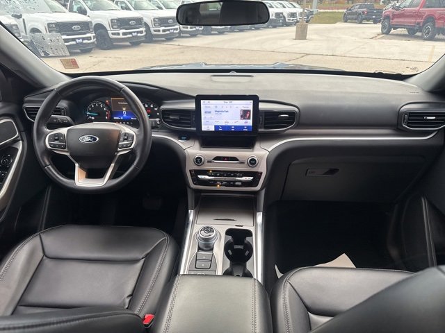 Certified 2023 Ford Explorer XLT w/ Equipment Group 202A image 17
