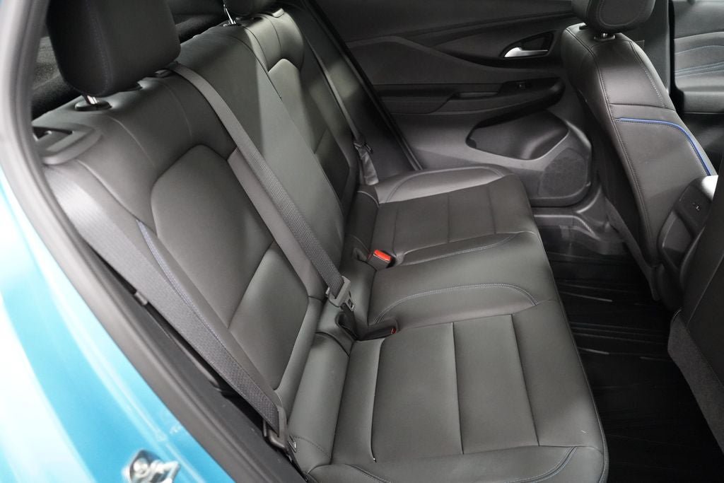 Used 2025 Buick Envista Sport Touring w/ Convenience I Package FWD image 22
