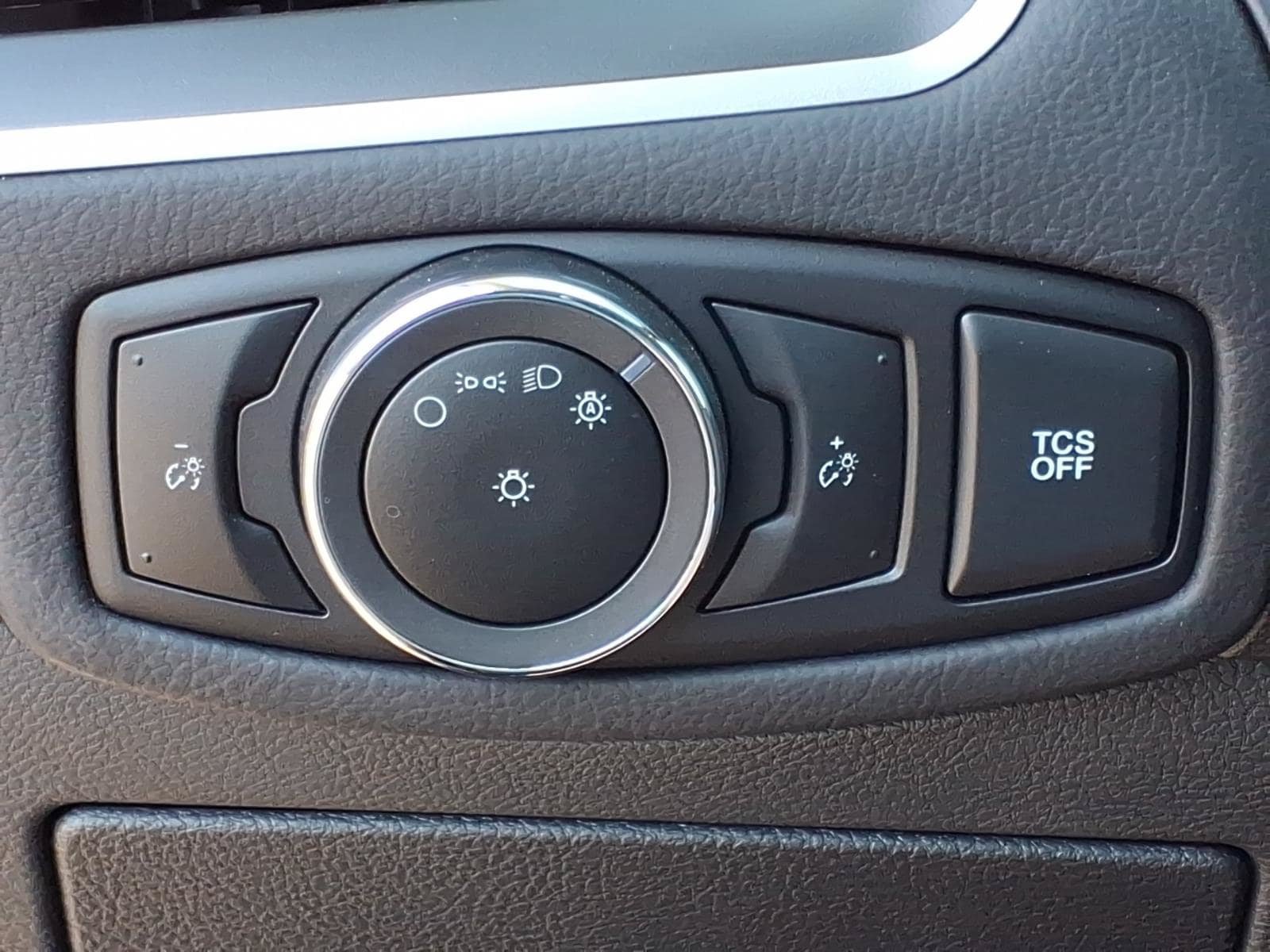 Certified 2024 Ford Edge SE AWD/4WD image 19