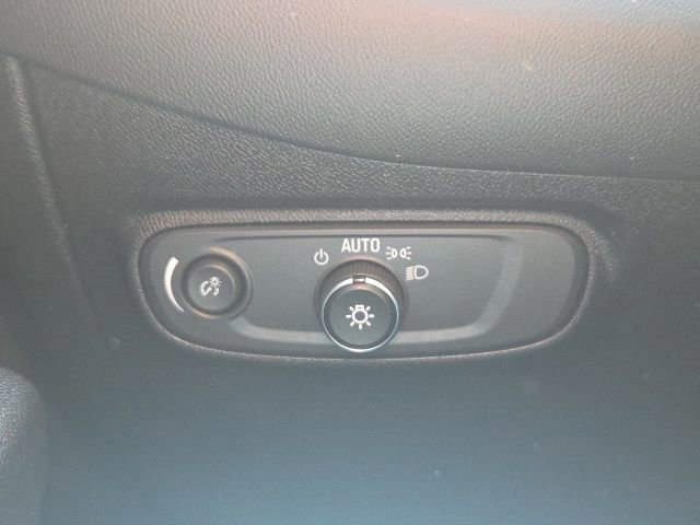 Used 2019 Chevrolet Equinox LT image 28