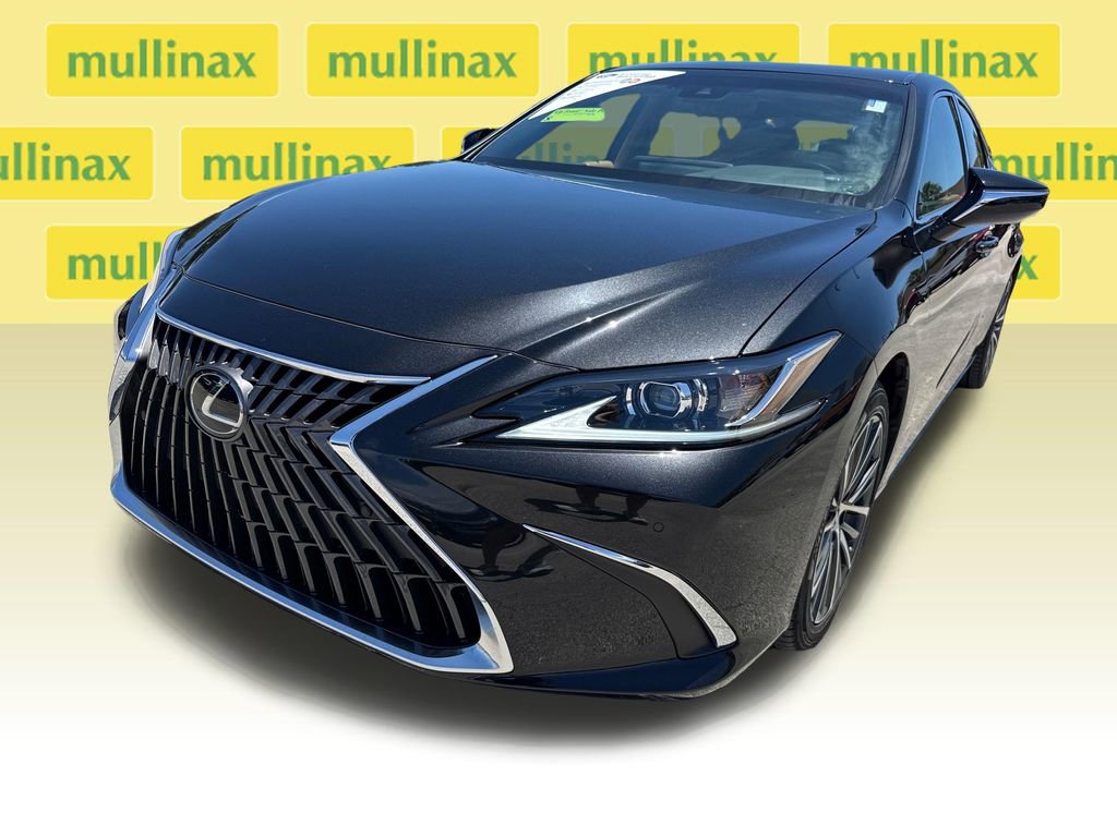 Used 2025 Lexus ES 300h w/ Premium Package FWD image 11