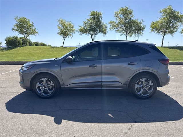 Certified 2024 Ford Escape ST-Line w/ Equipment Group 301A image 6