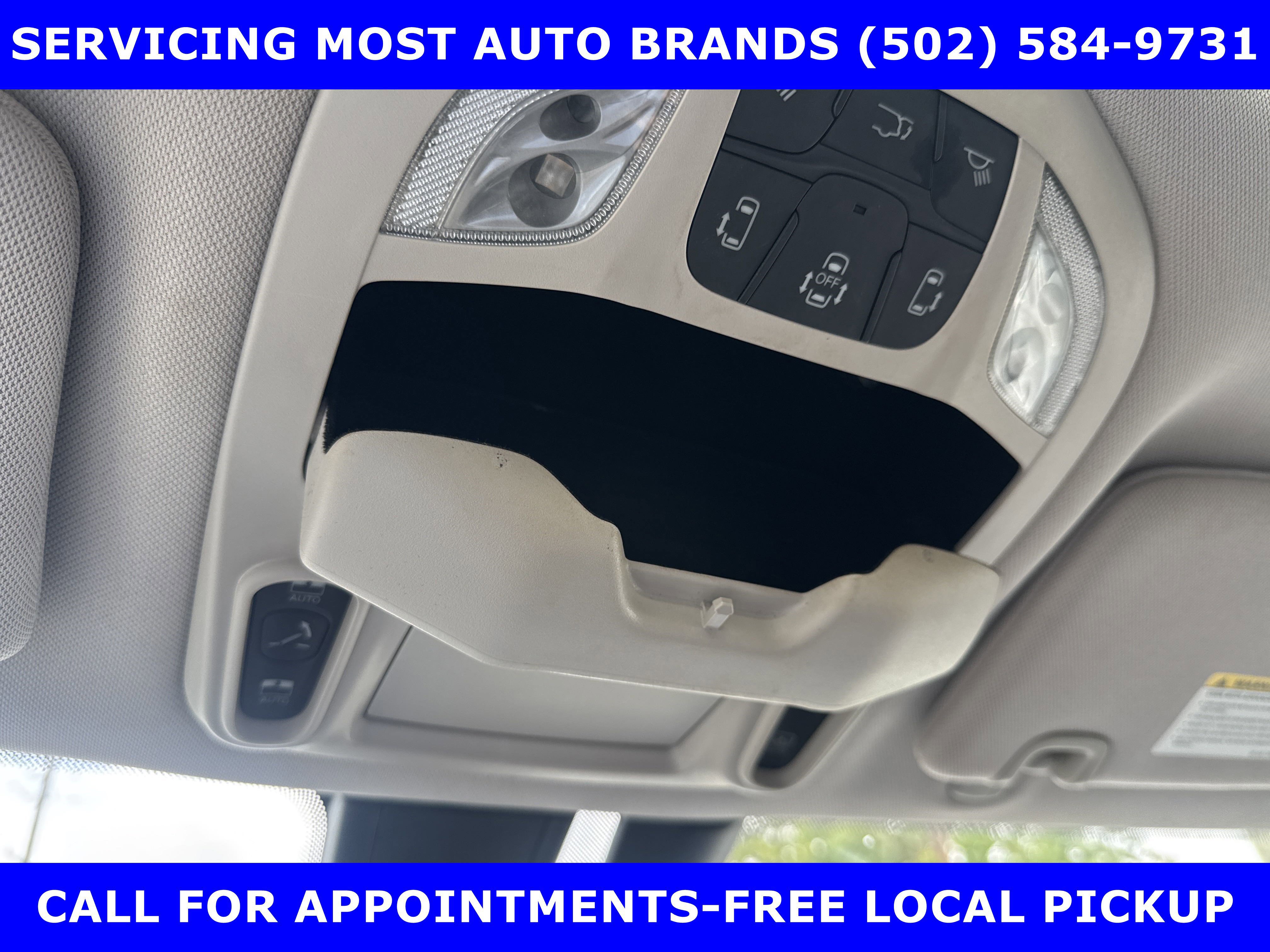 Used 2017 Chrysler Pacifica Limited image 43