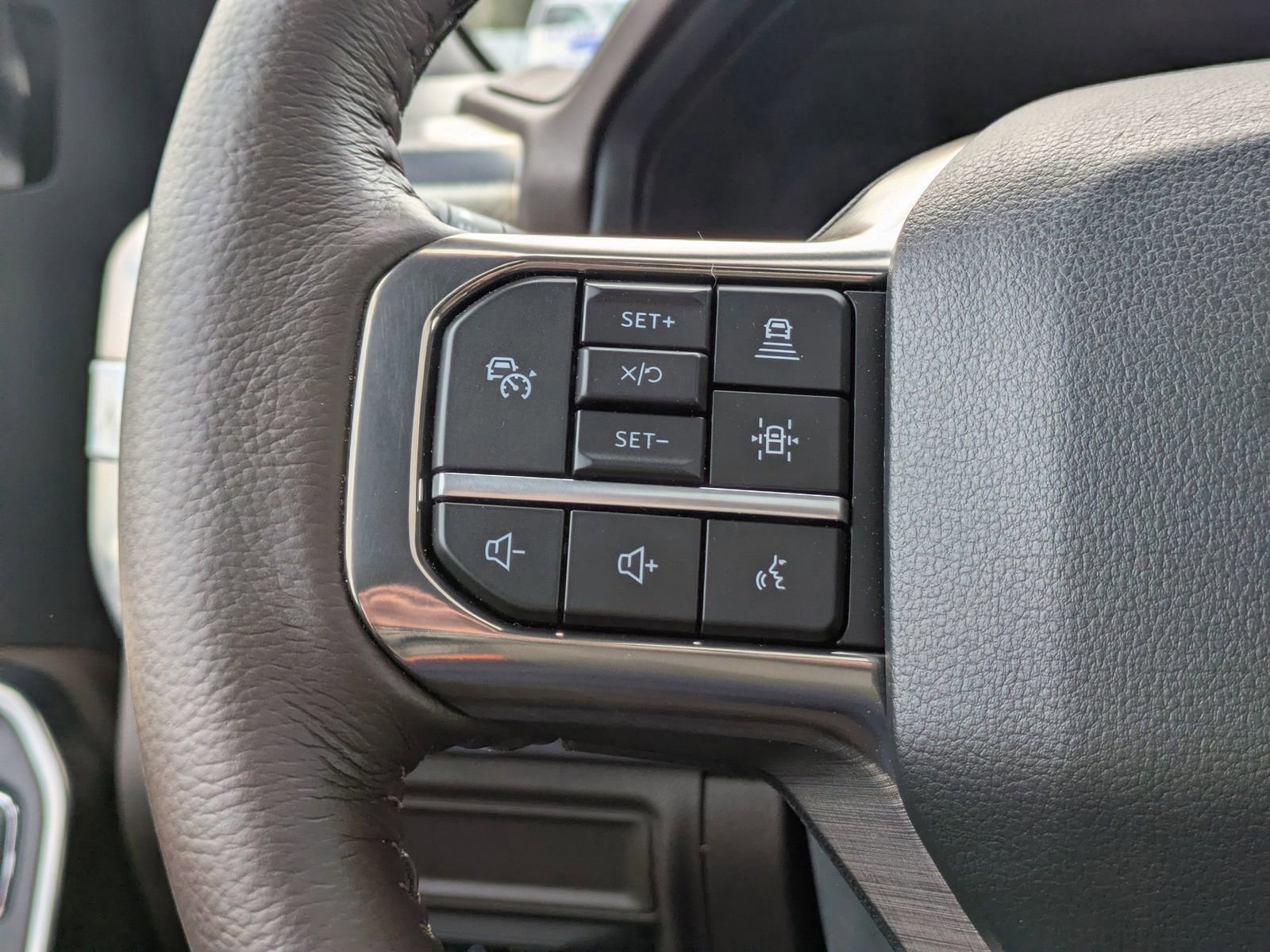 Certified 2025 Ford F150 King Ranch w/ FX4 Off-Road Package image 28