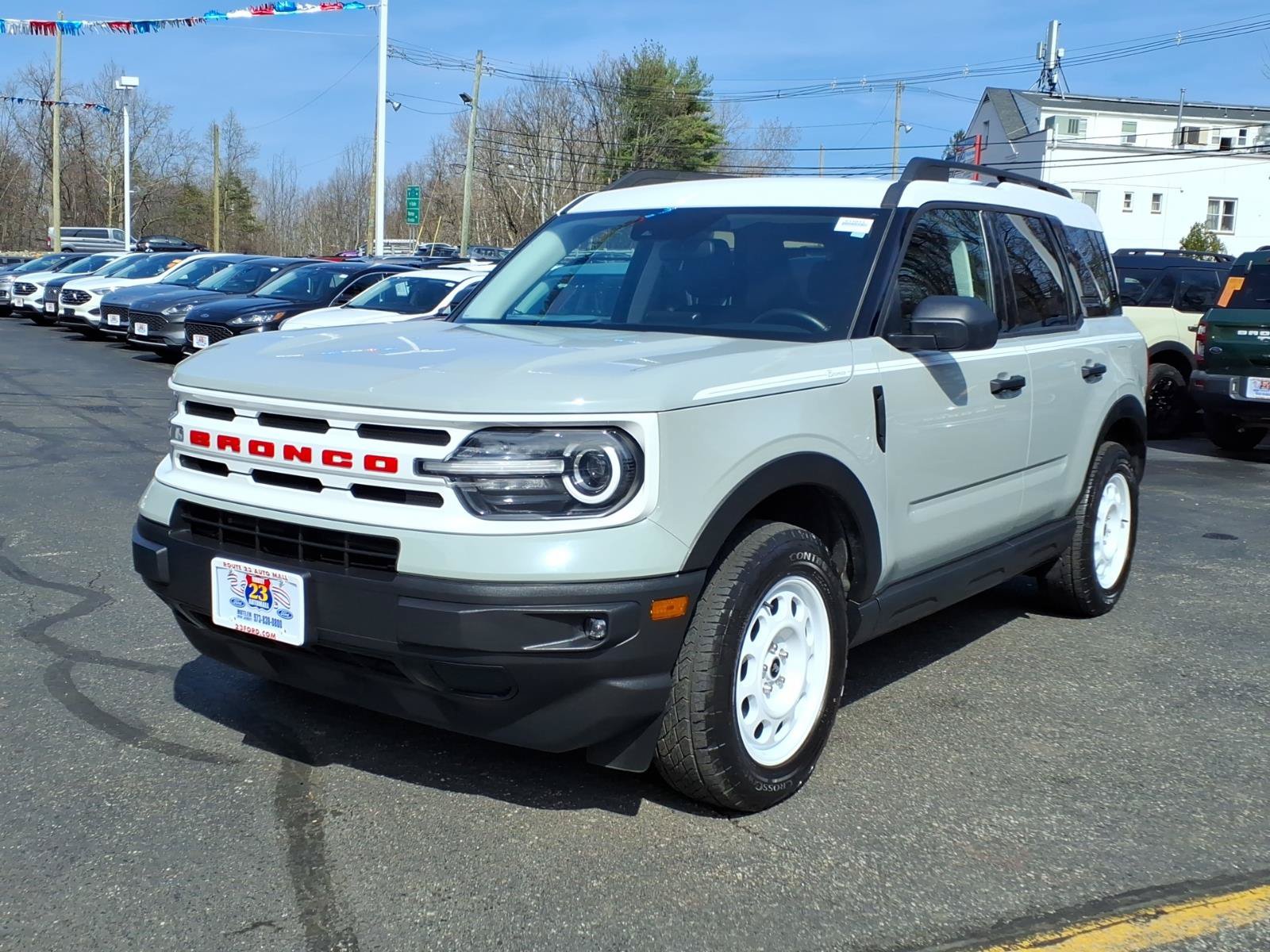 Certified 2023 Ford Bronco Sport Heritage w/ Heritage Convenience Package AWD/4WD image 4