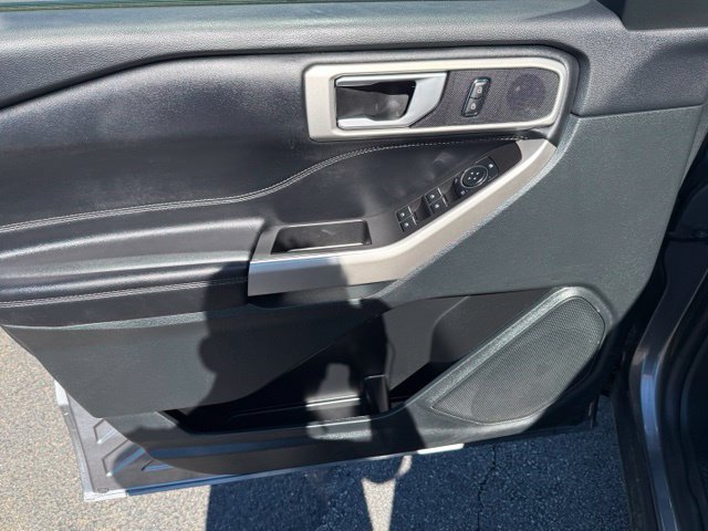 Certified 2023 Ford Explorer XLT w/ Equipment Group 202A AWD/4WD image 20