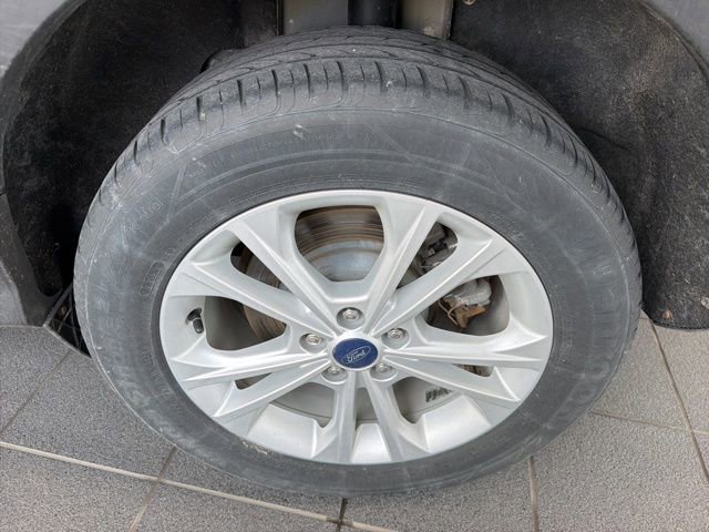 Certified 2017 Ford Escape S FWD image 5