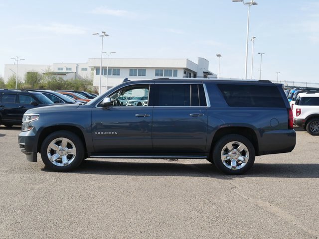 Used 2020 Chevrolet Suburban Premier AWD/4WD image 6