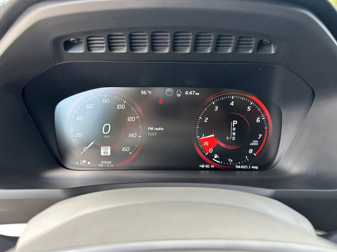 Used 2018 Volvo XC90 T5 Momentum w/ Convenience Package AWD/4WD image 27