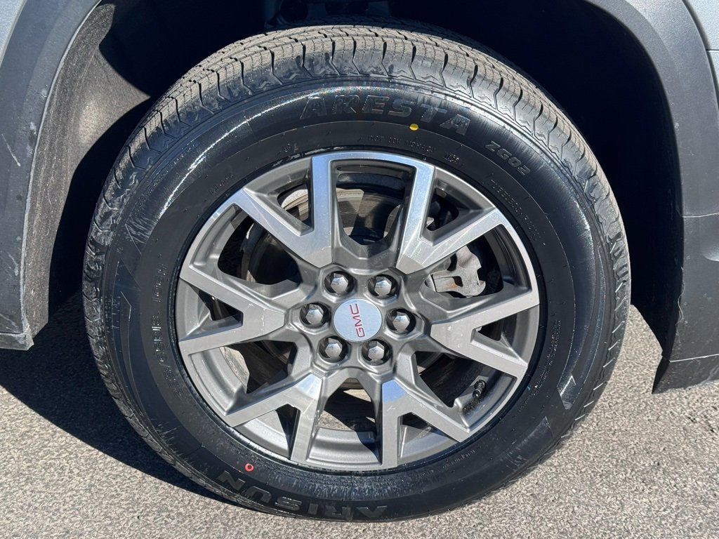 Used 2023 GMC Acadia SLE w/ Driver Convenience Package image 47