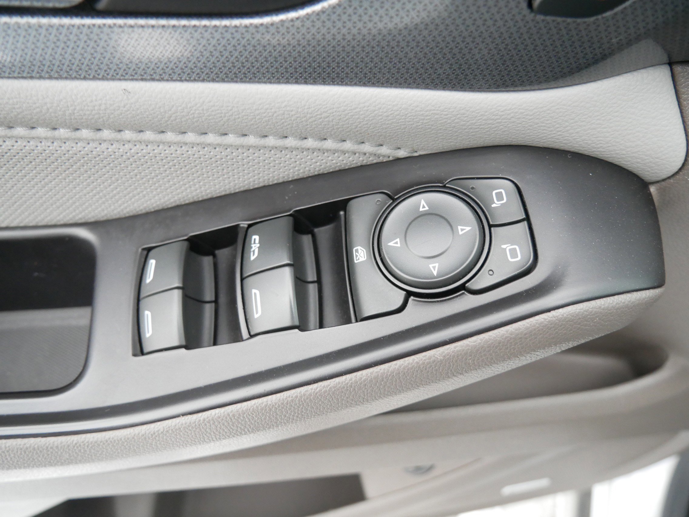 Used 2020 Chevrolet Traverse Premier image 20