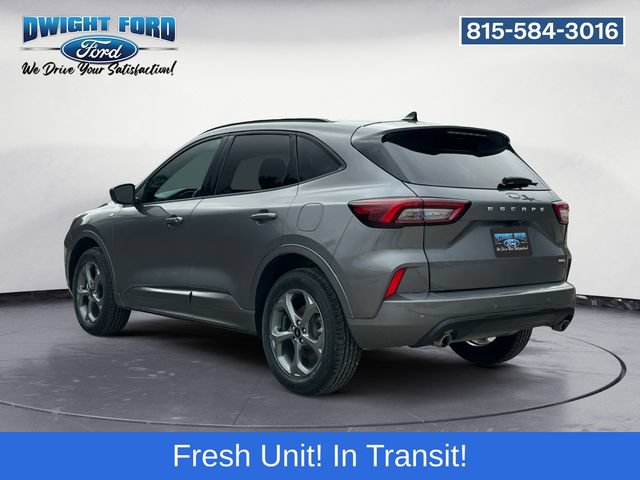 Certified 2024 Ford Escape ST-Line w/ Tech Pack #1 AWD/4WD image 3