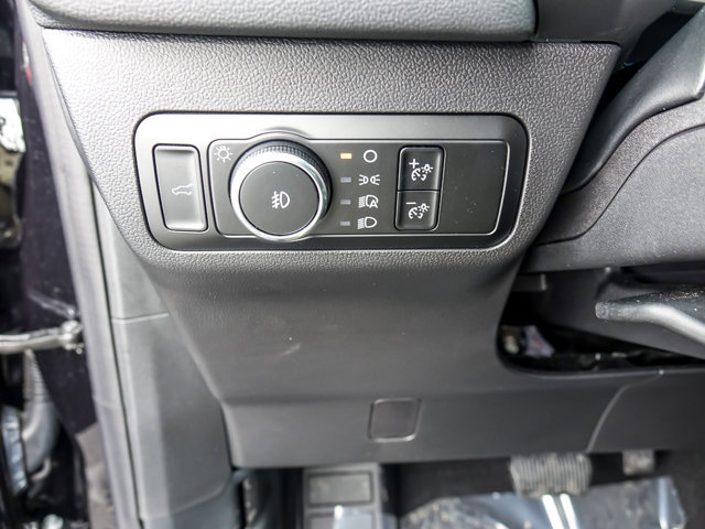 Certified 2024 Ford Escape Platinum w/ Premium Technology Package image 20