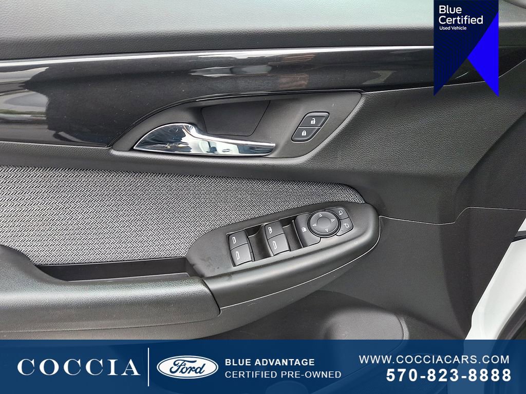 Used 2024 Chevrolet TrailBlazer LT w/ LT Cold Weather Package AWD/4WD image 12