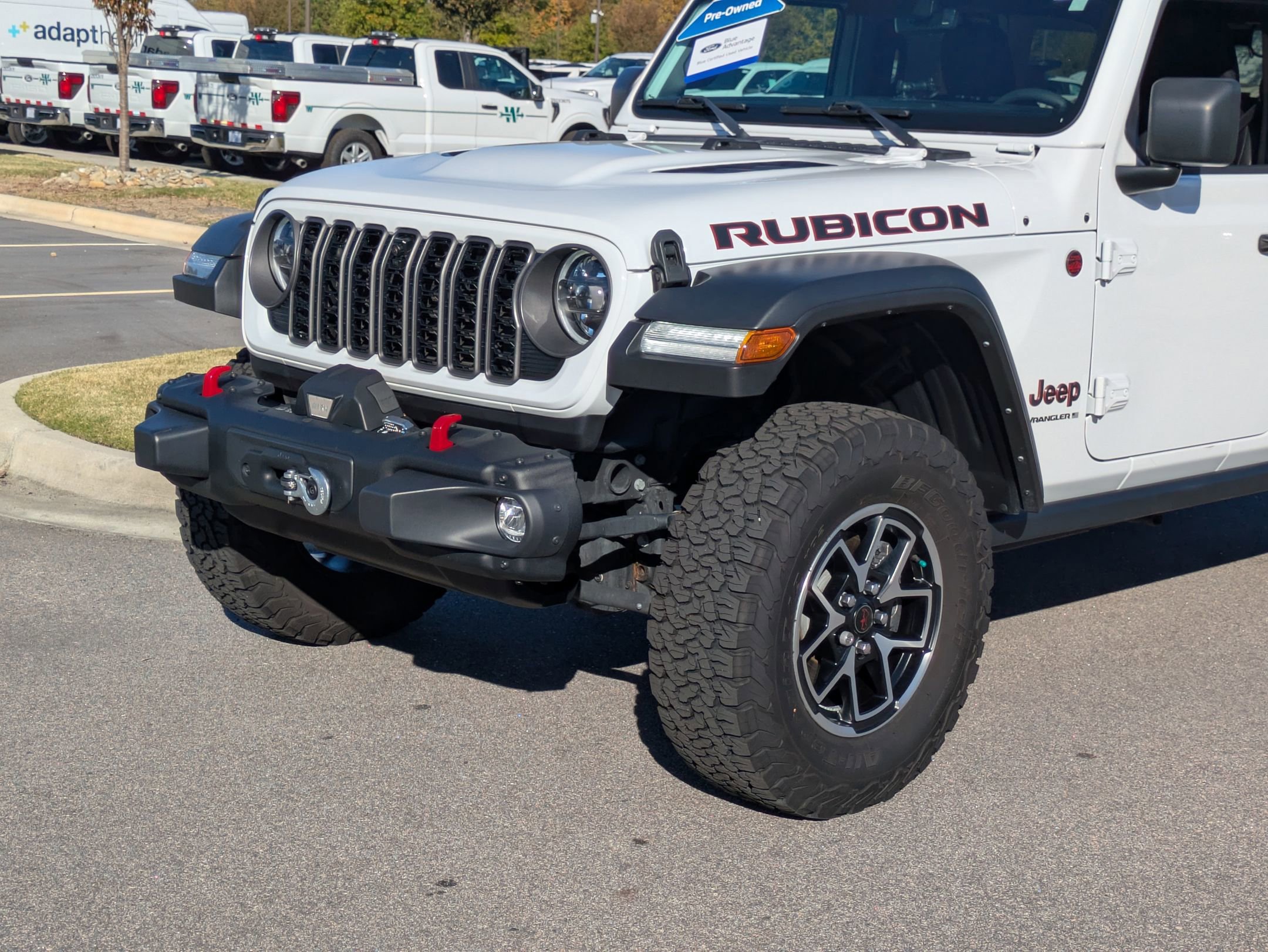 Used 2024 Jeep Wrangler Unlimited Rubicon w/ Capability Package image 2