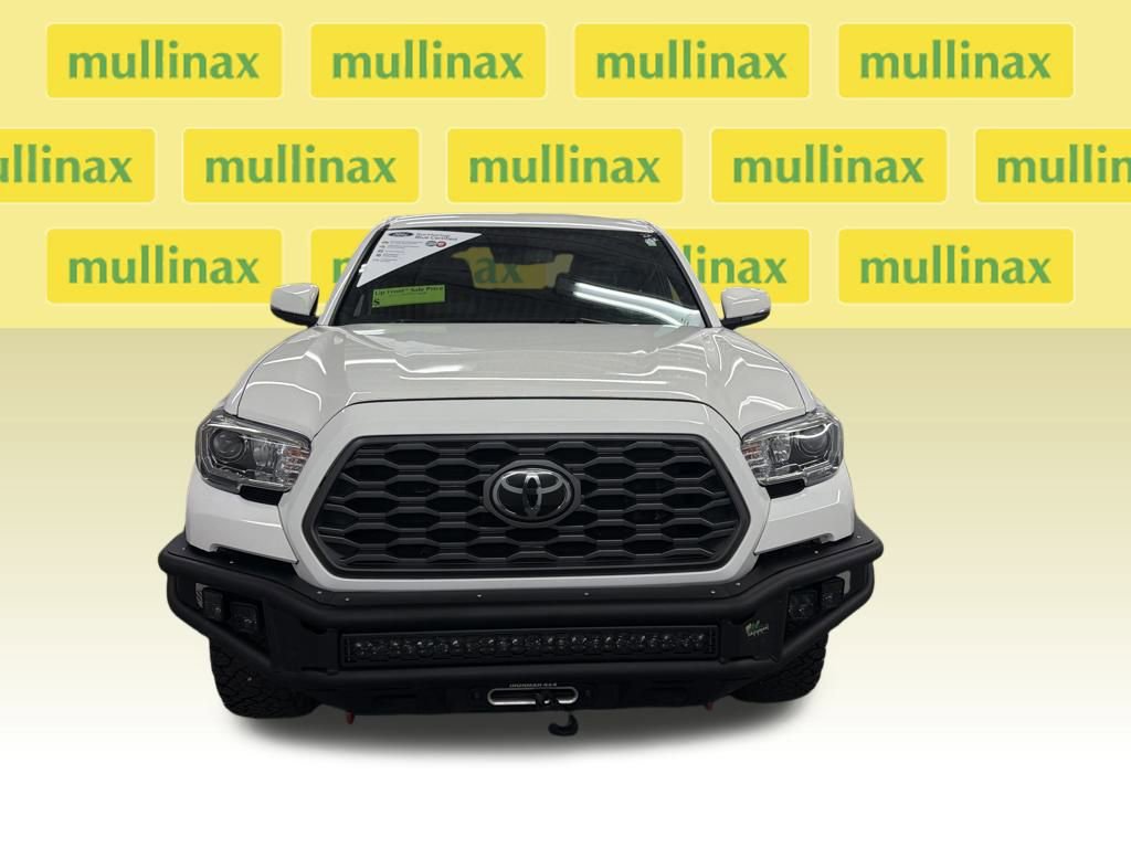 Used 2022 Toyota Tacoma TRD Off-Road w/ Technology Package image 8